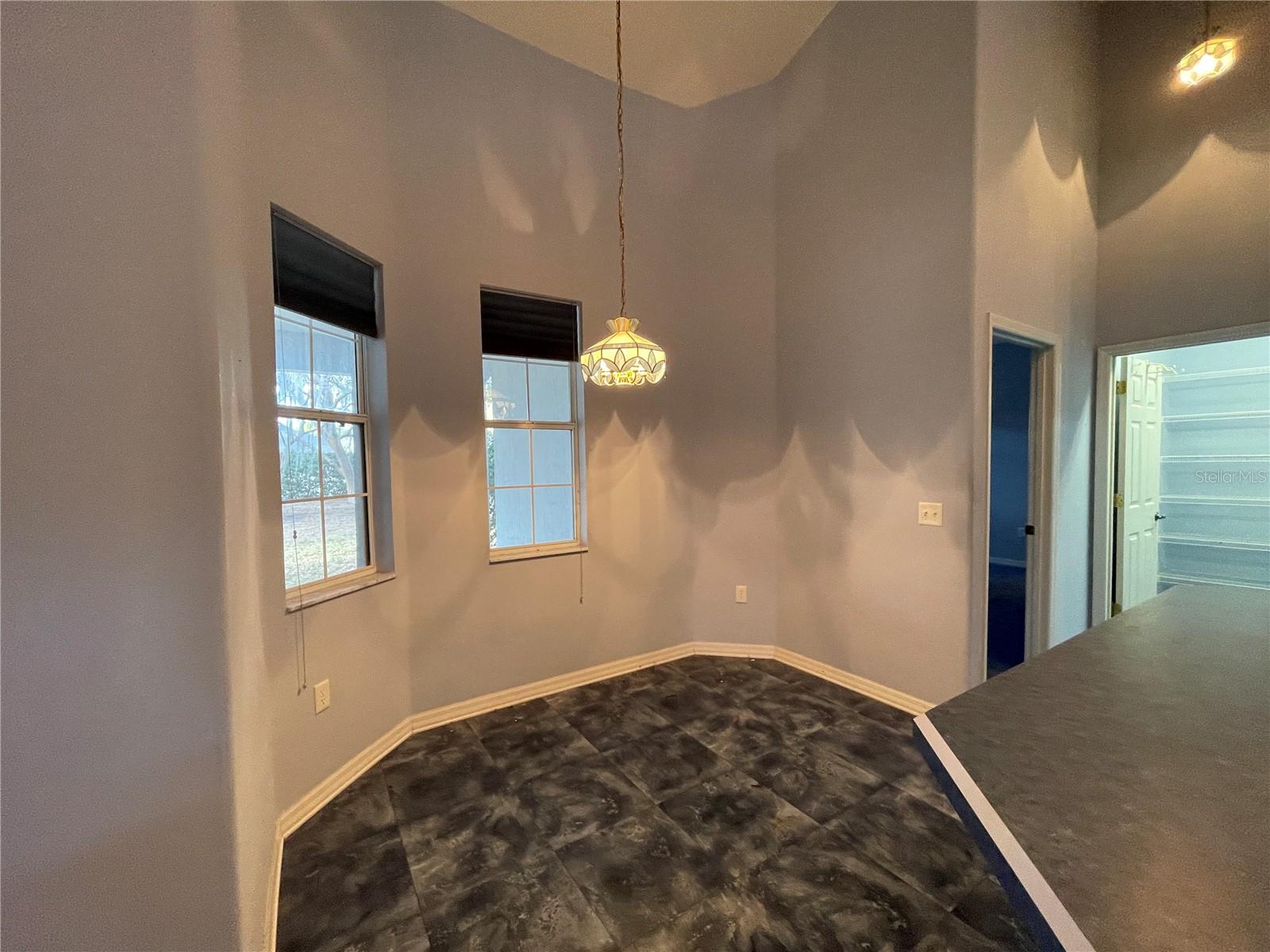 Image 16 of 49 For 19655 Spring Oak Drive