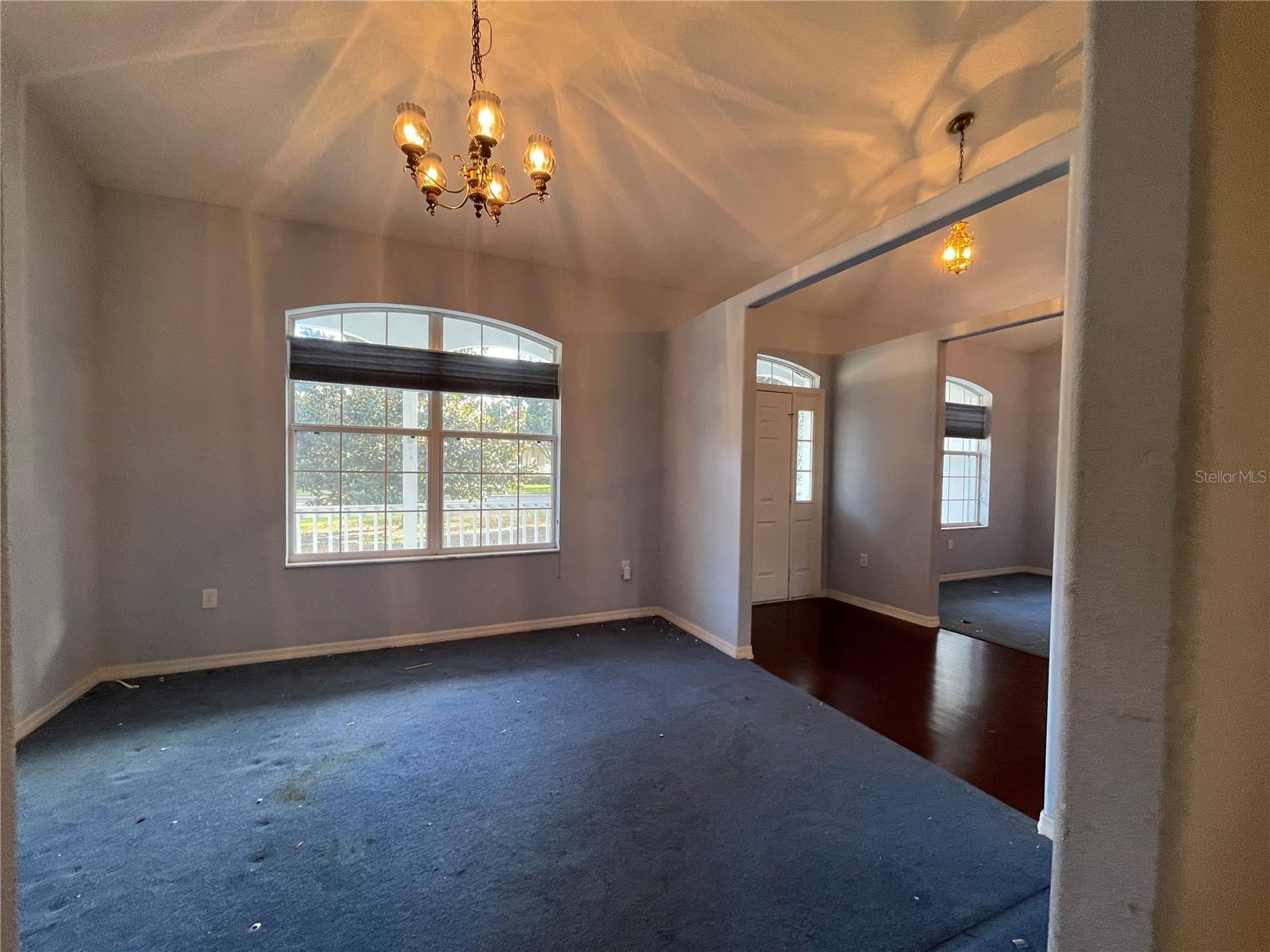 Image 20 of 49 For 19655 Spring Oak Drive