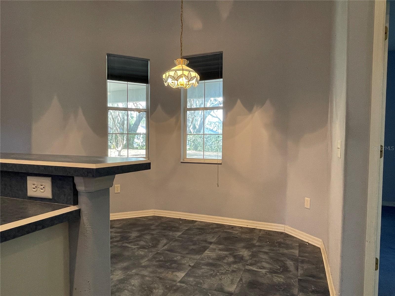 Image 21 of 49 For 19655 Spring Oak Drive