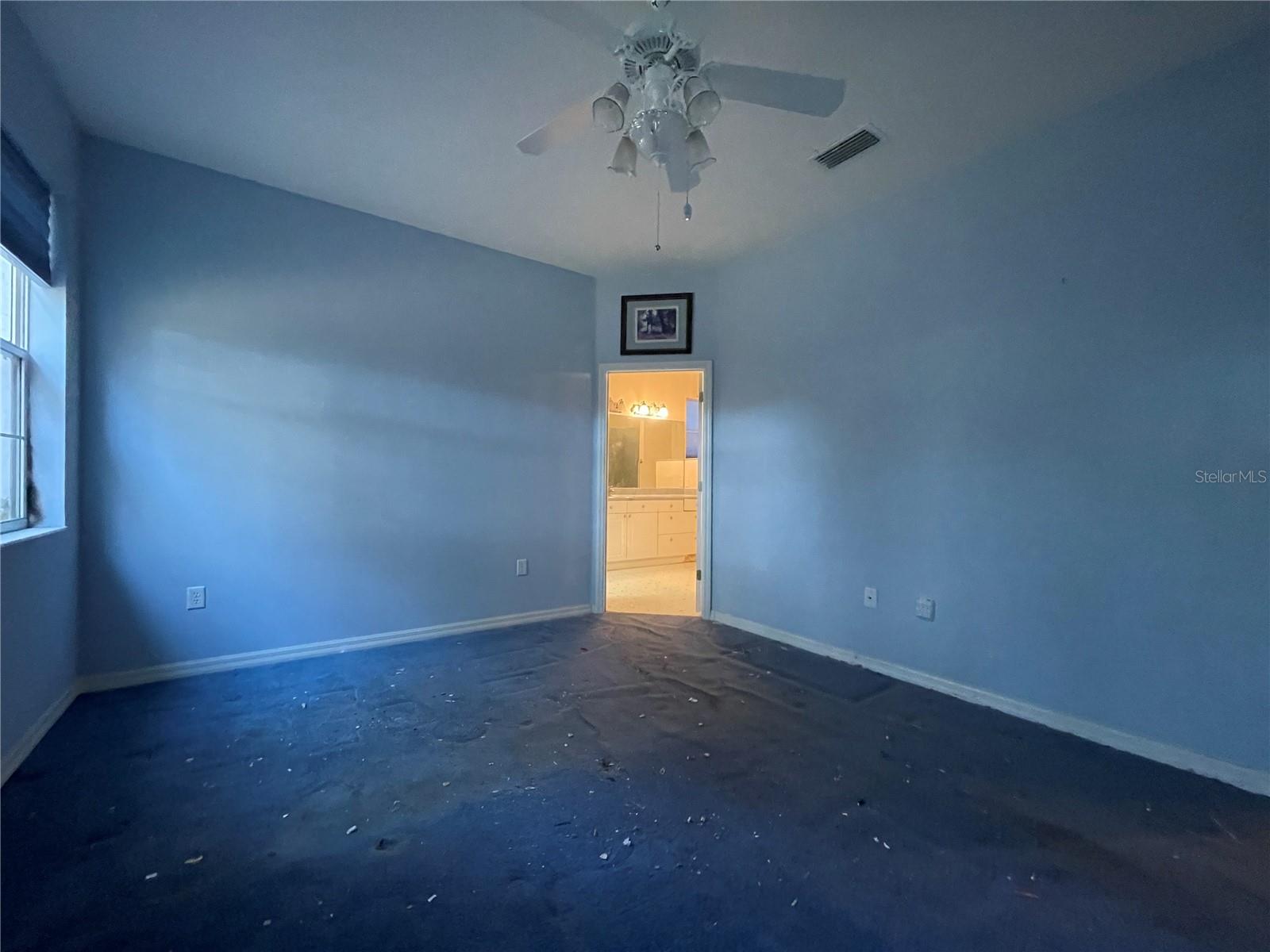 Image 25 of 49 For 19655 Spring Oak Drive