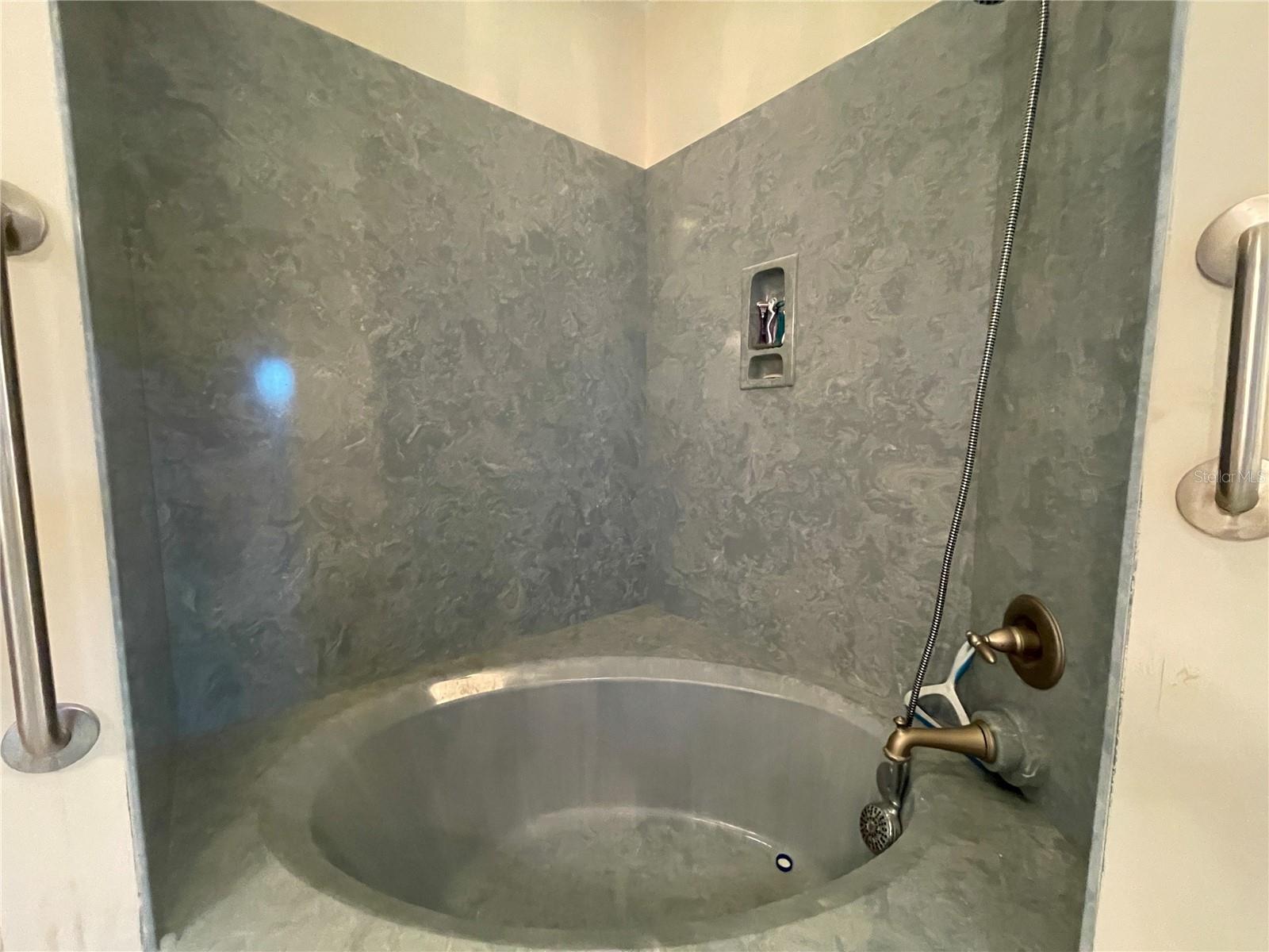 Image 29 of 49 For 19655 Spring Oak Drive