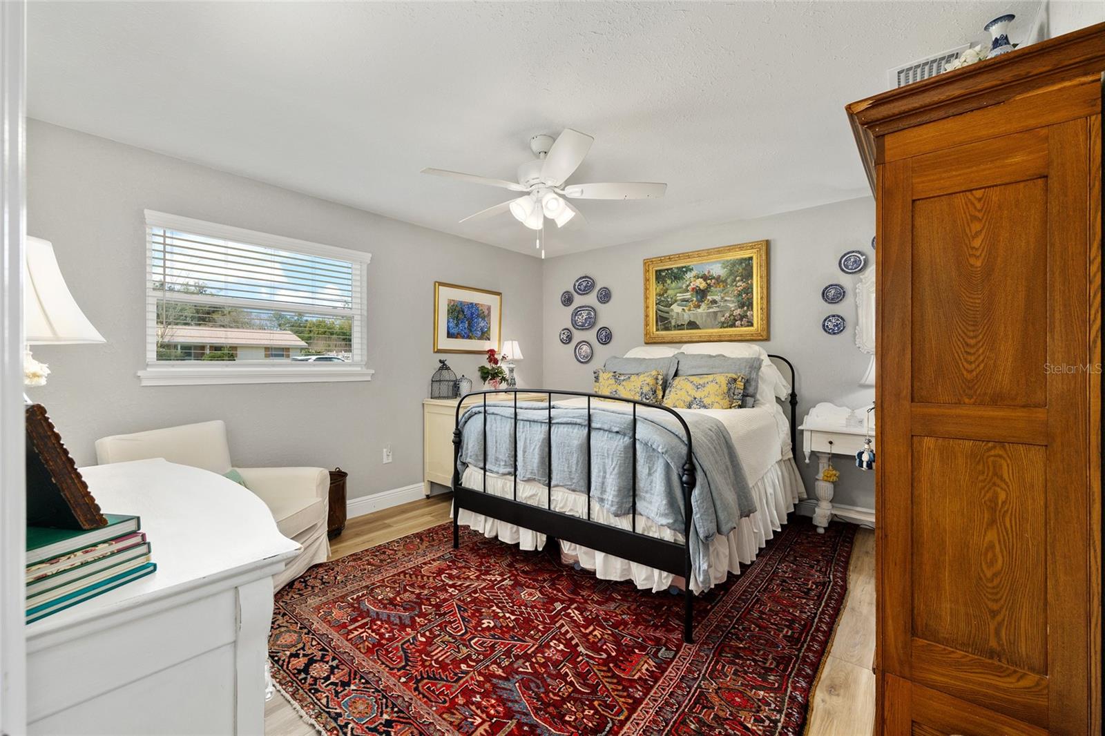 Image 16 of 42 For 723 40th Terrace