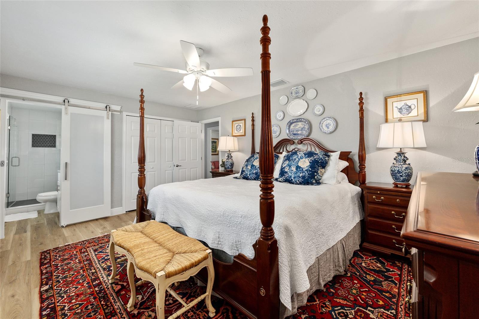 Image 24 of 42 For 723 40th Terrace