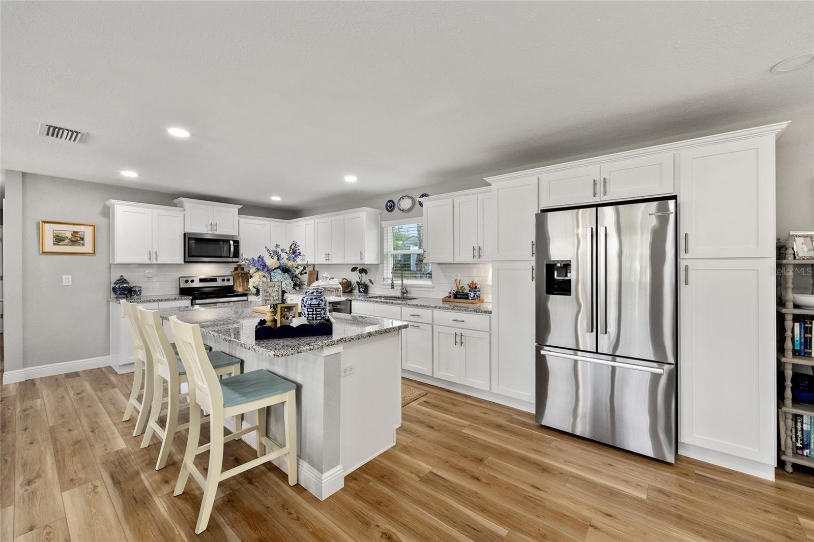 Image 3 of 42 For 723 40th Terrace