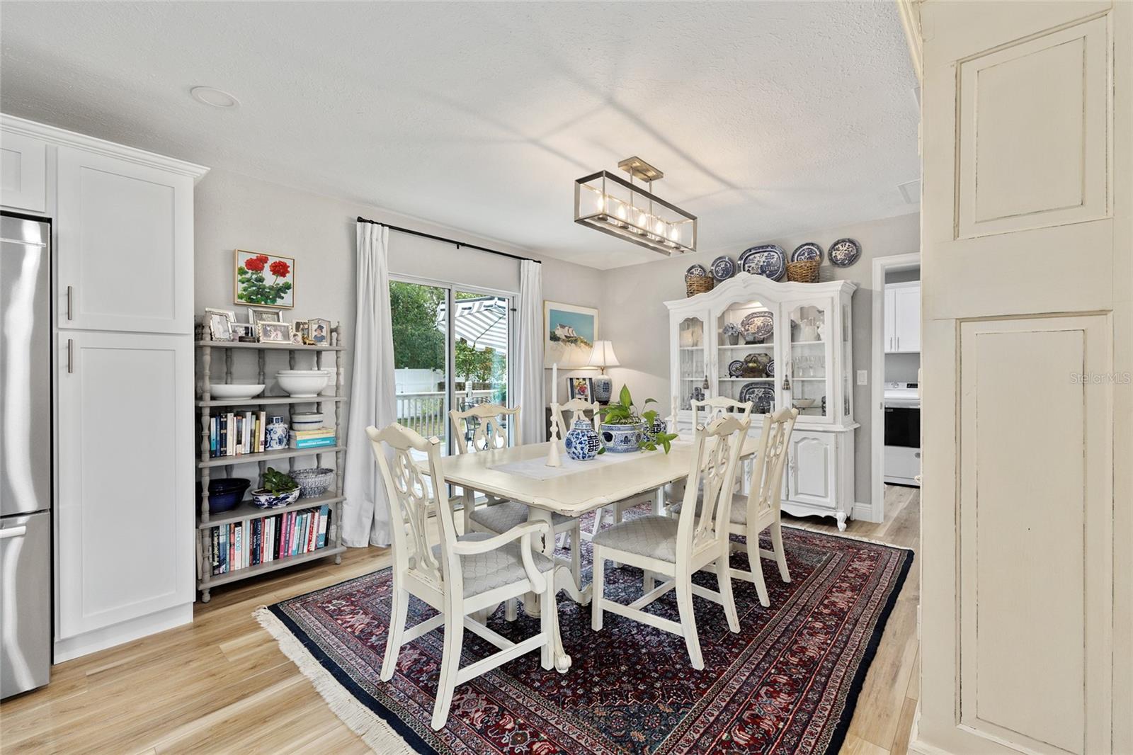 Image 5 of 42 For 723 40th Terrace