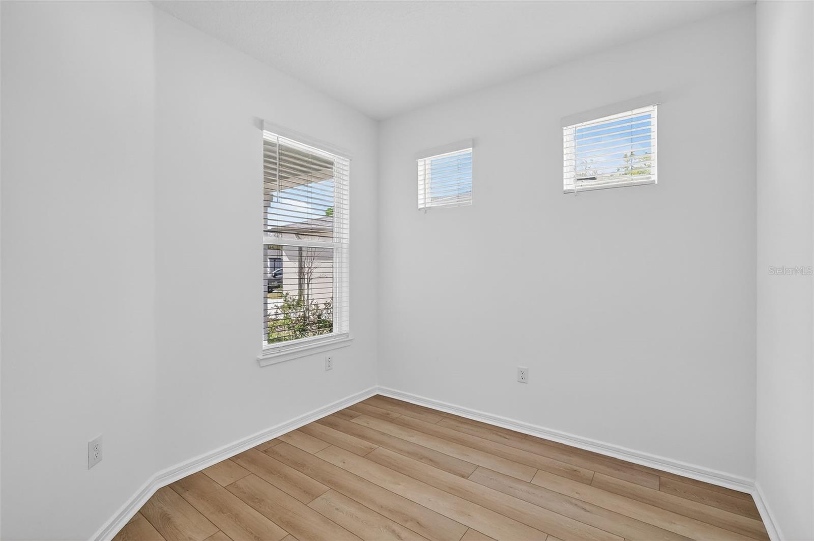 Image 19 of 37 For 5291 86th Court Road Of