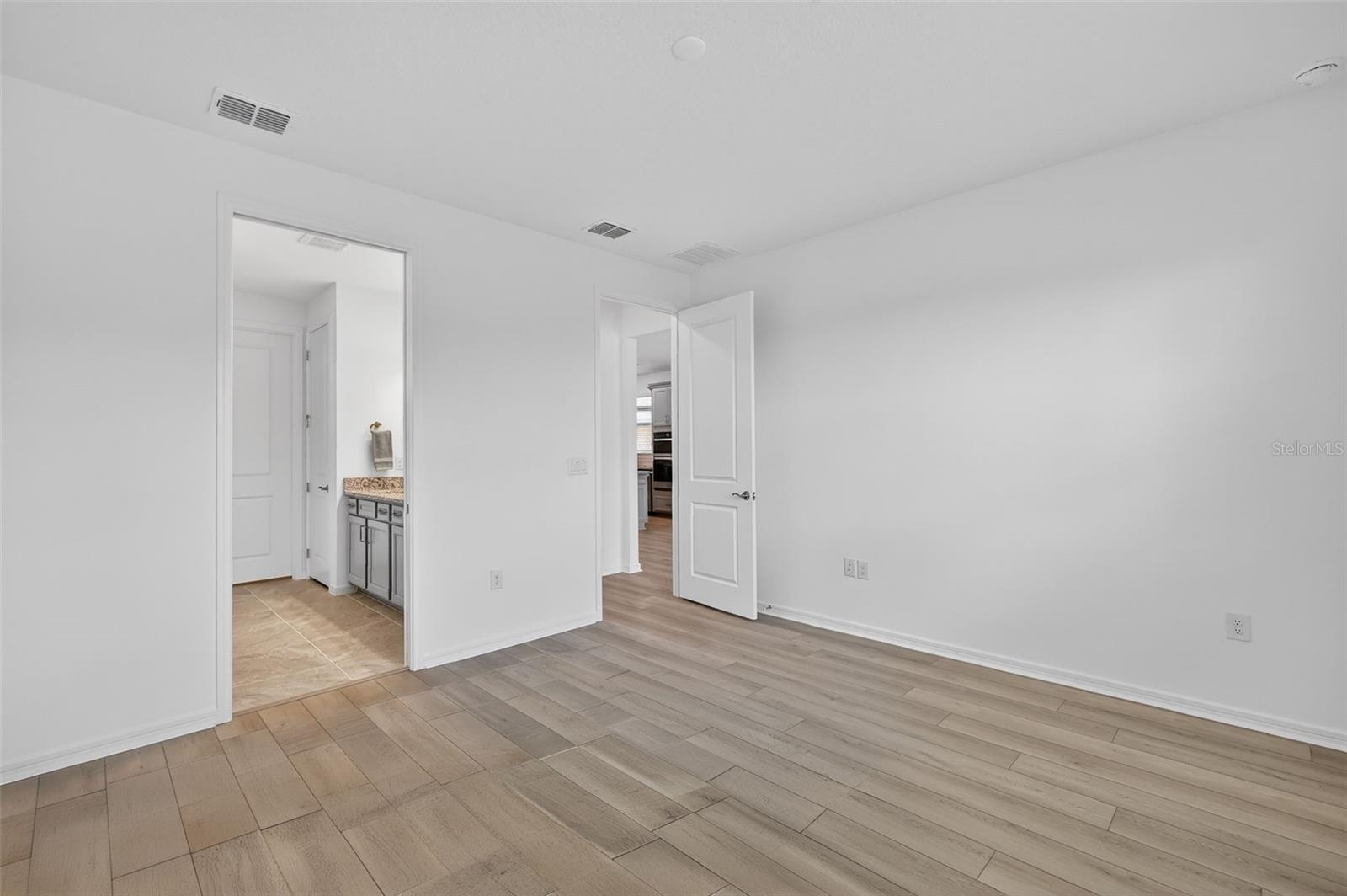 Image 21 of 37 For 5291 86th Court Road Of