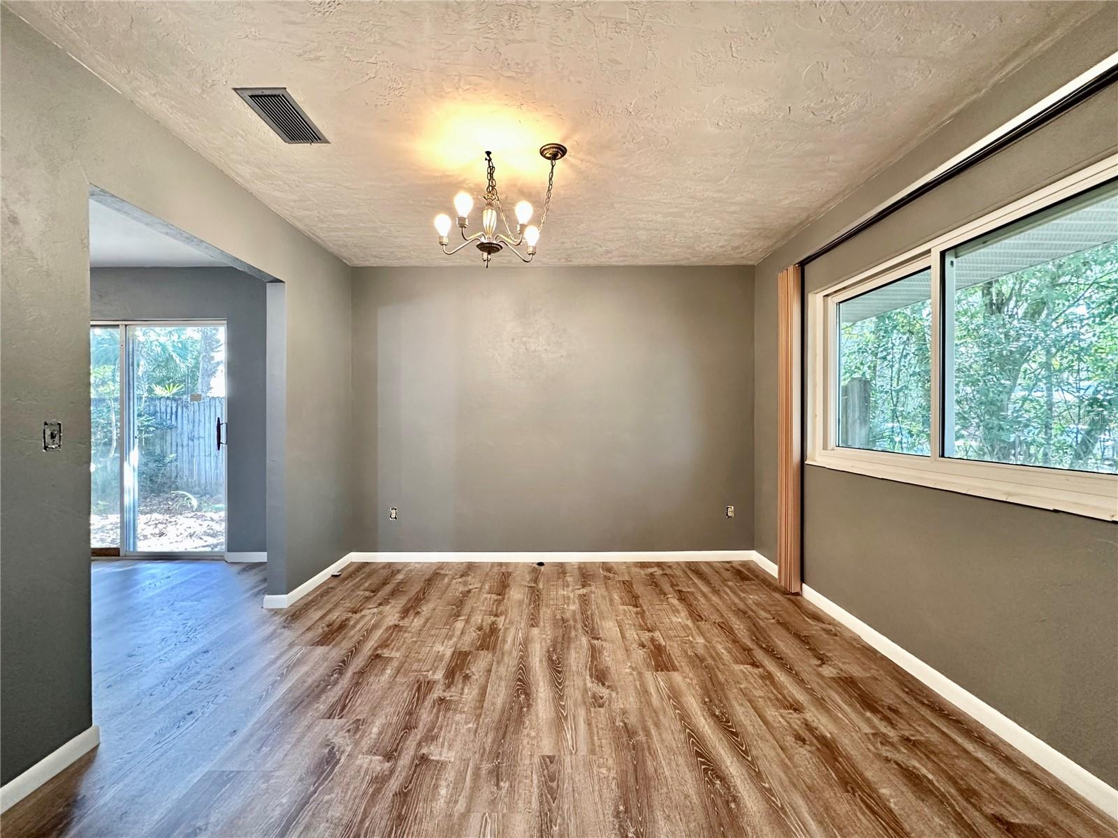 Image 13 of 29 For 1629 40th Terrace