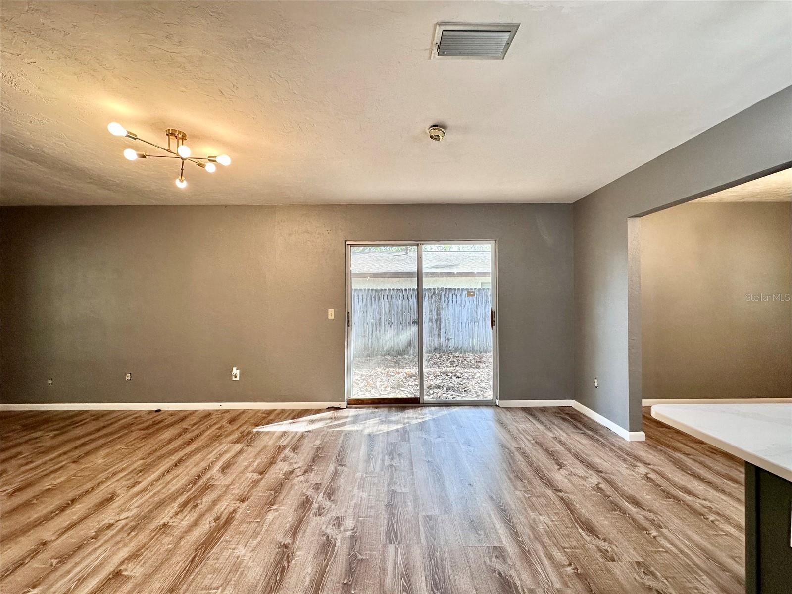 Image 17 of 29 For 1629 40th Terrace