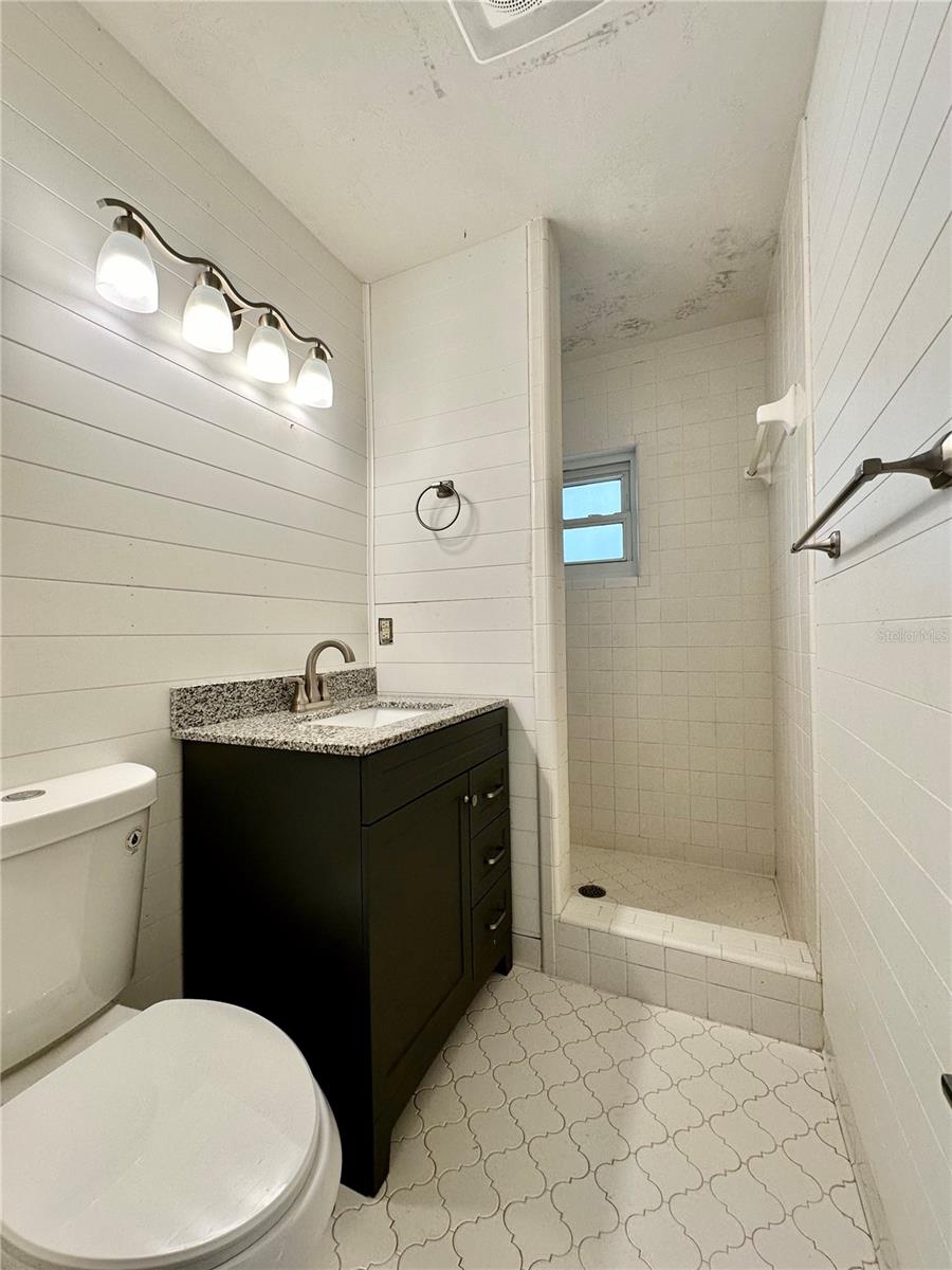 Image 24 of 29 For 1629 40th Terrace