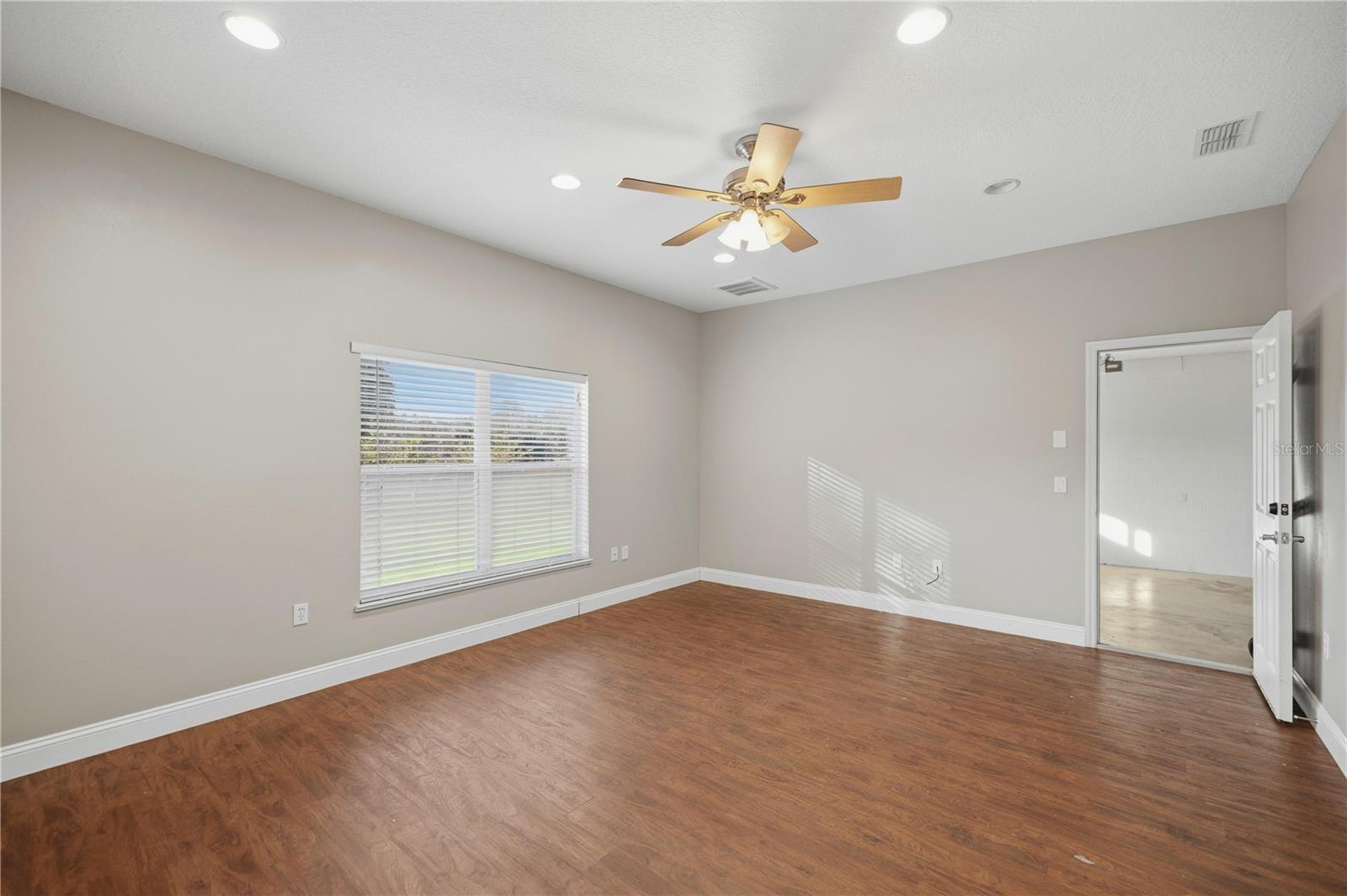 Image 24 of 30 For 12760 48th Terrace