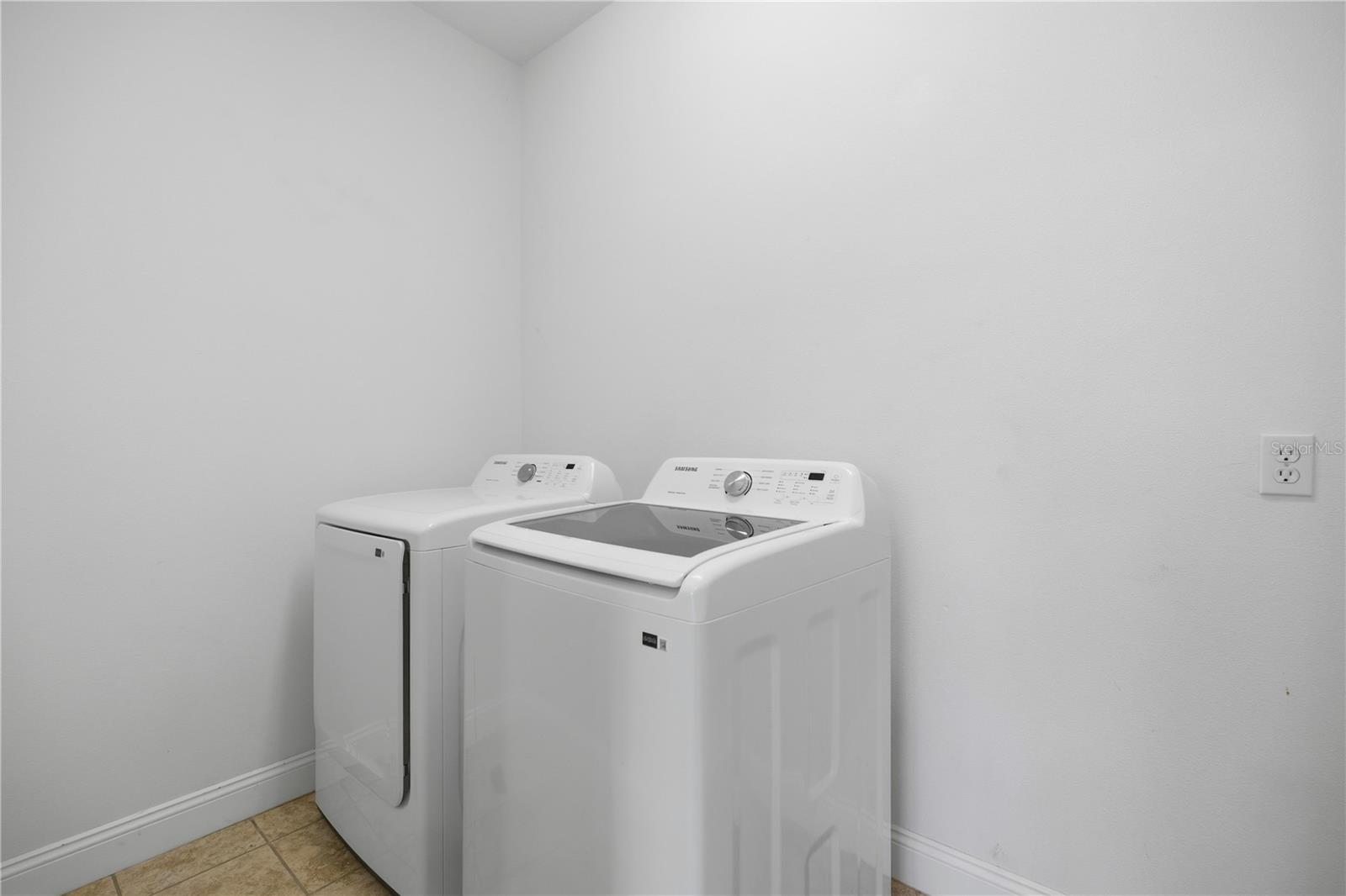 Image 27 of 30 For 12760 48th Terrace