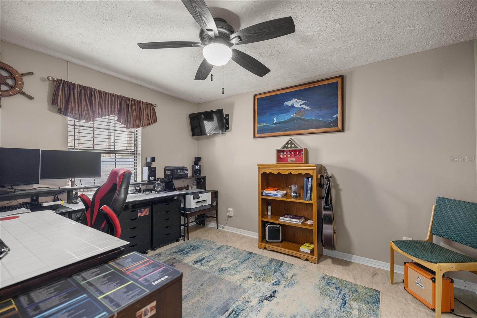 Image 17 of 37 For 5565 37th Place