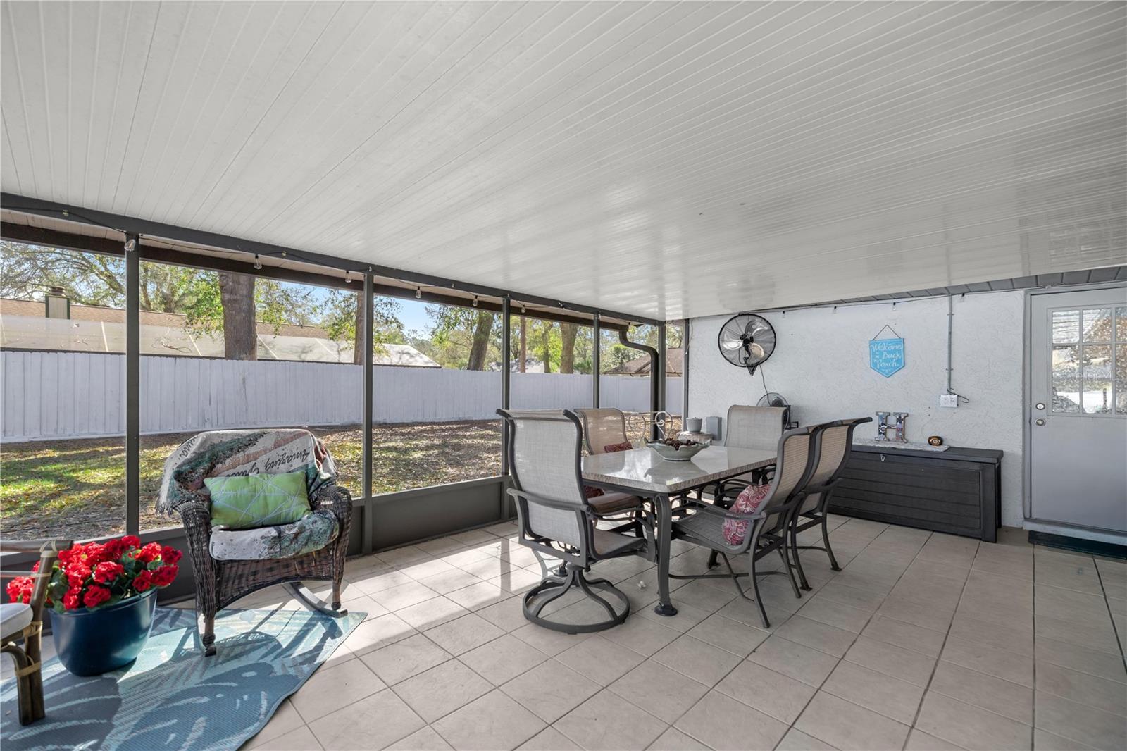 Image 24 of 37 For 5565 37th Place