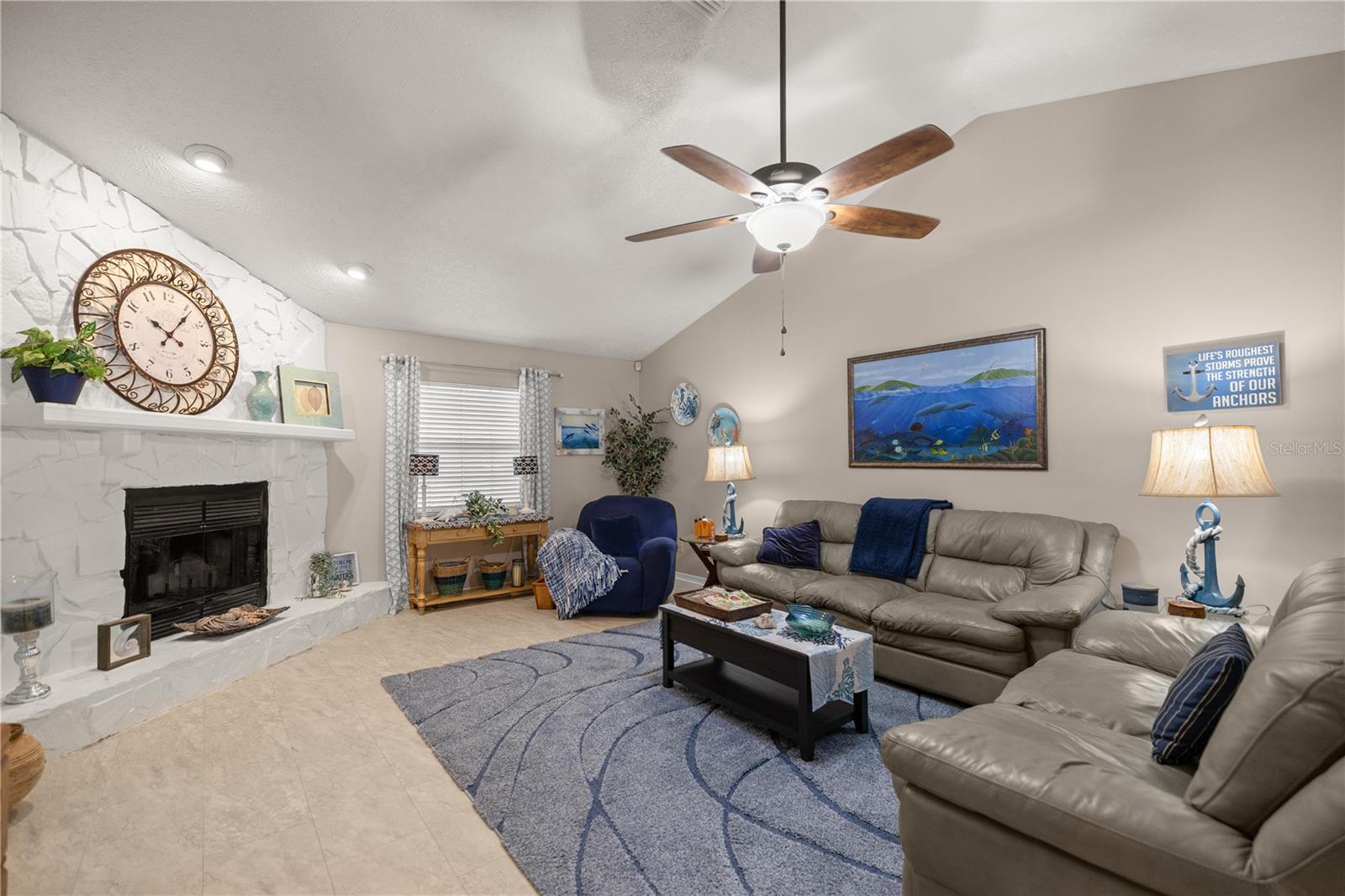 Image 6 of 37 For 5565 37th Place