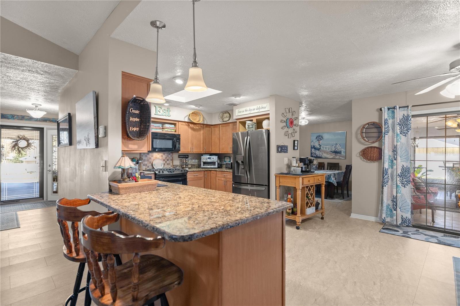 Image 9 of 37 For 5565 37th Place