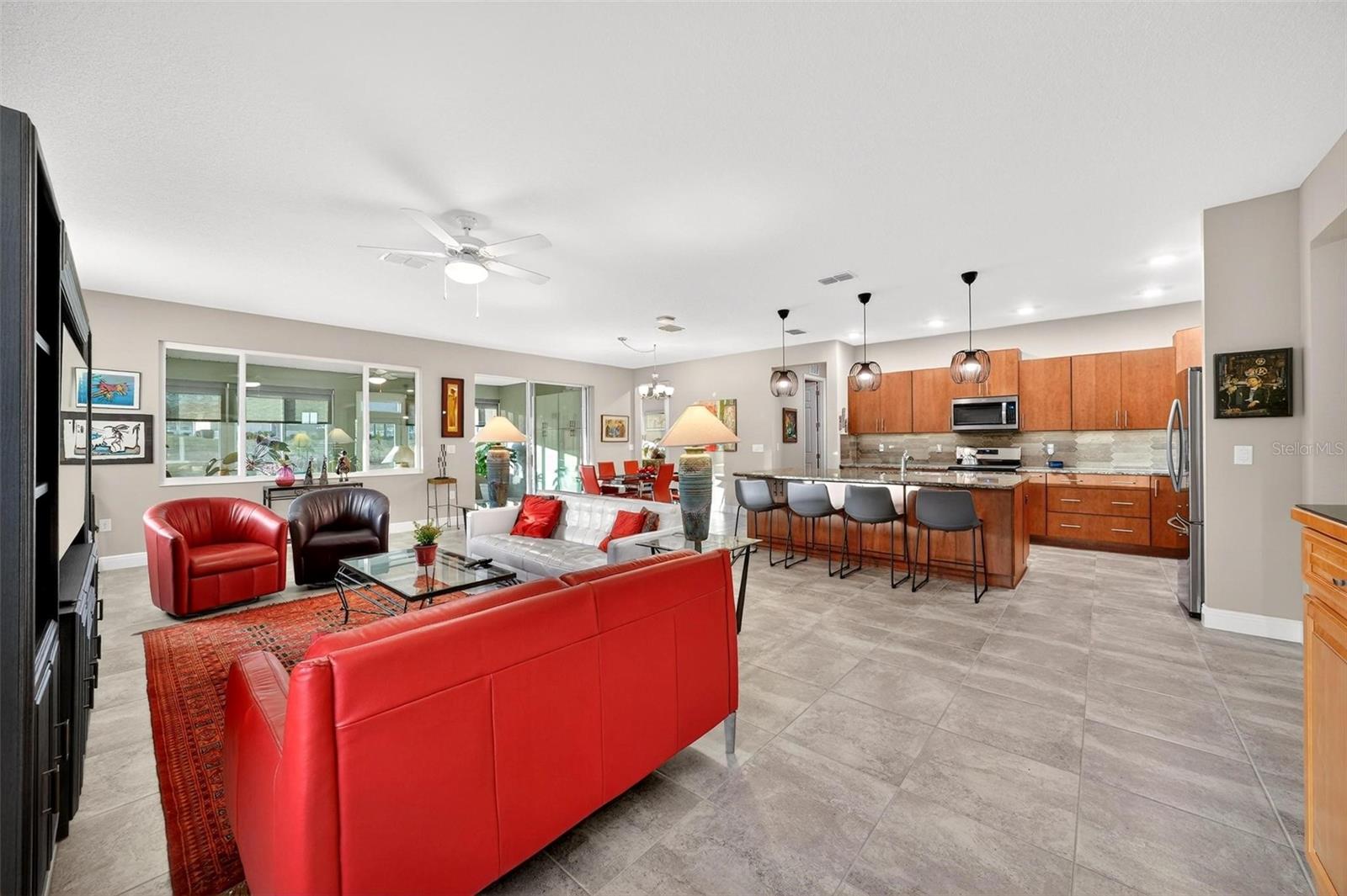 Image 22 of 72 For 10327 96th Loop