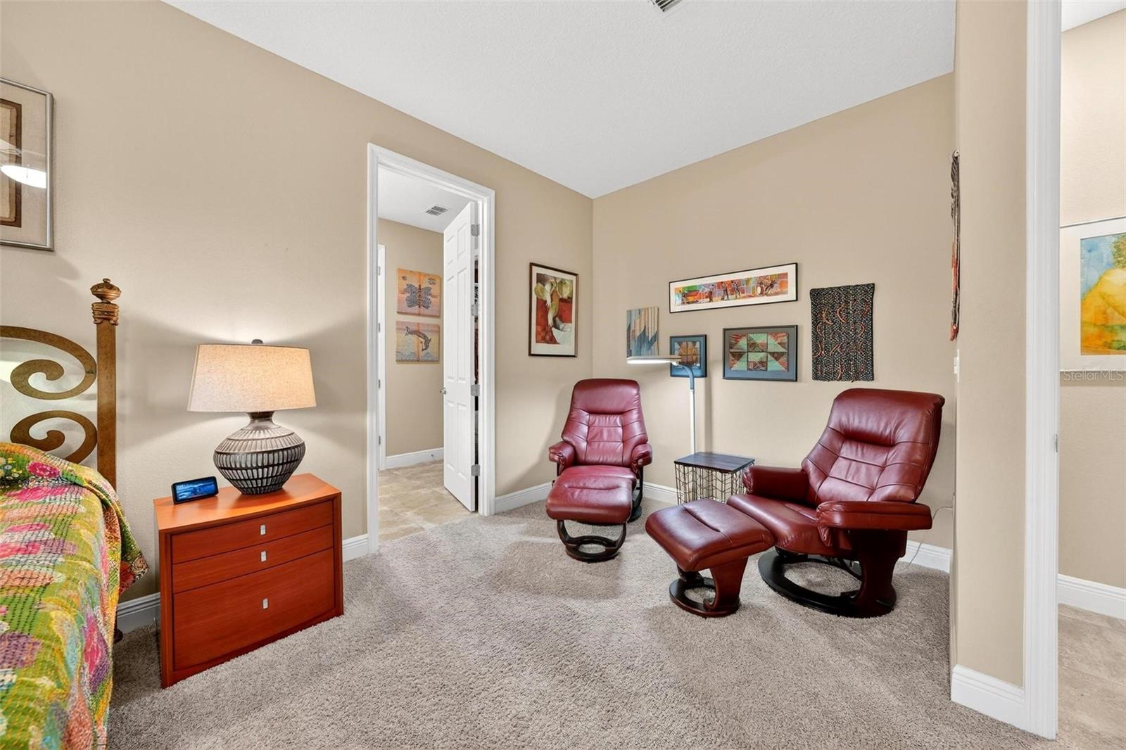 Image 37 of 72 For 10327 96th Loop