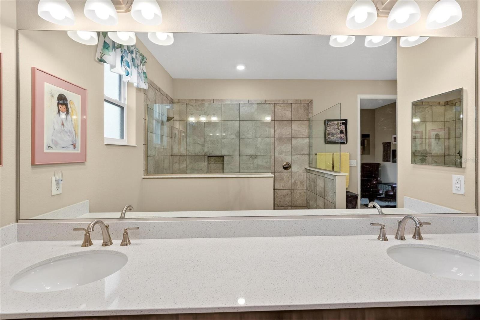 Image 44 of 72 For 10327 96th Loop