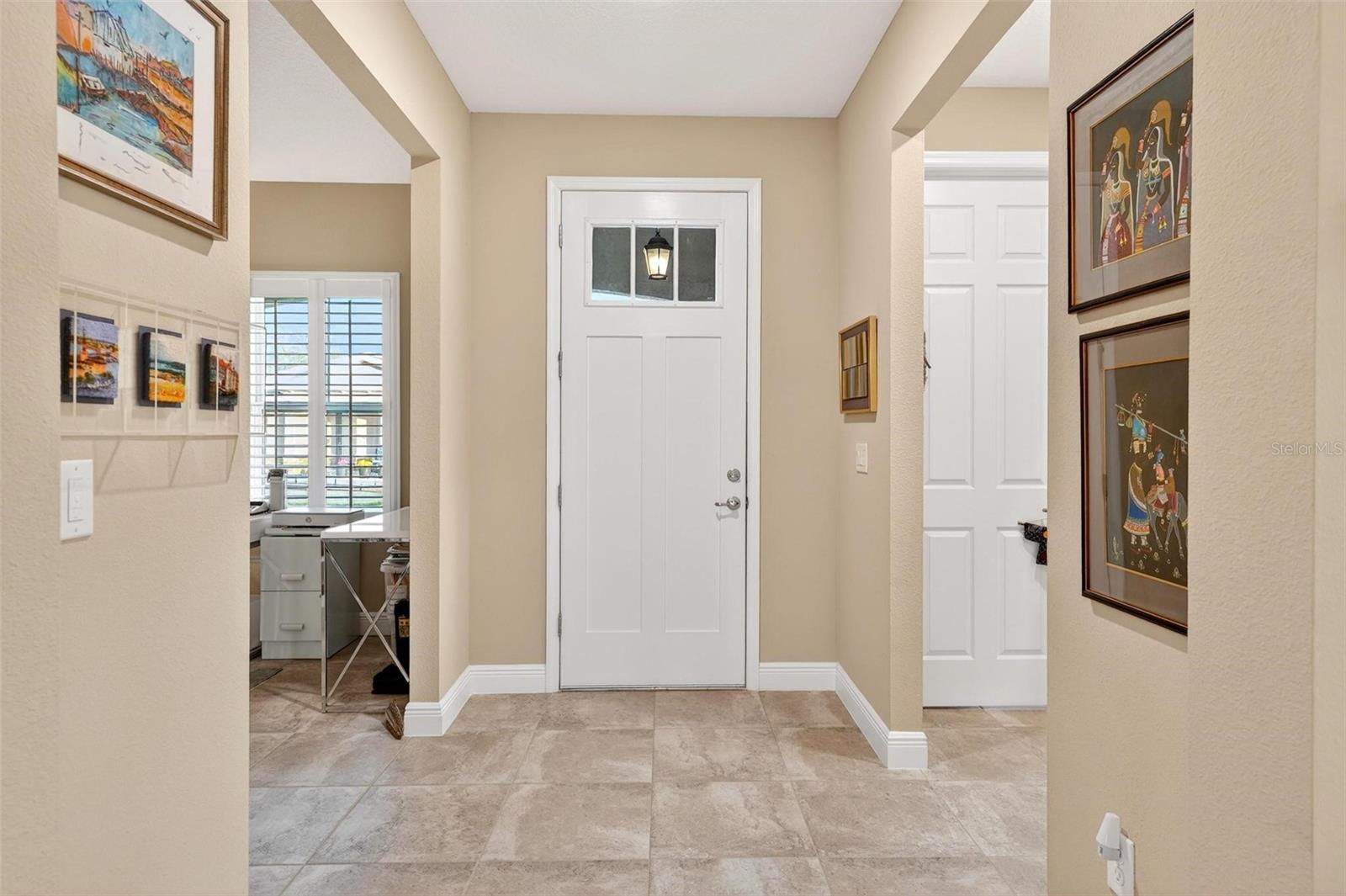 Image 6 of 72 For 10327 96th Loop