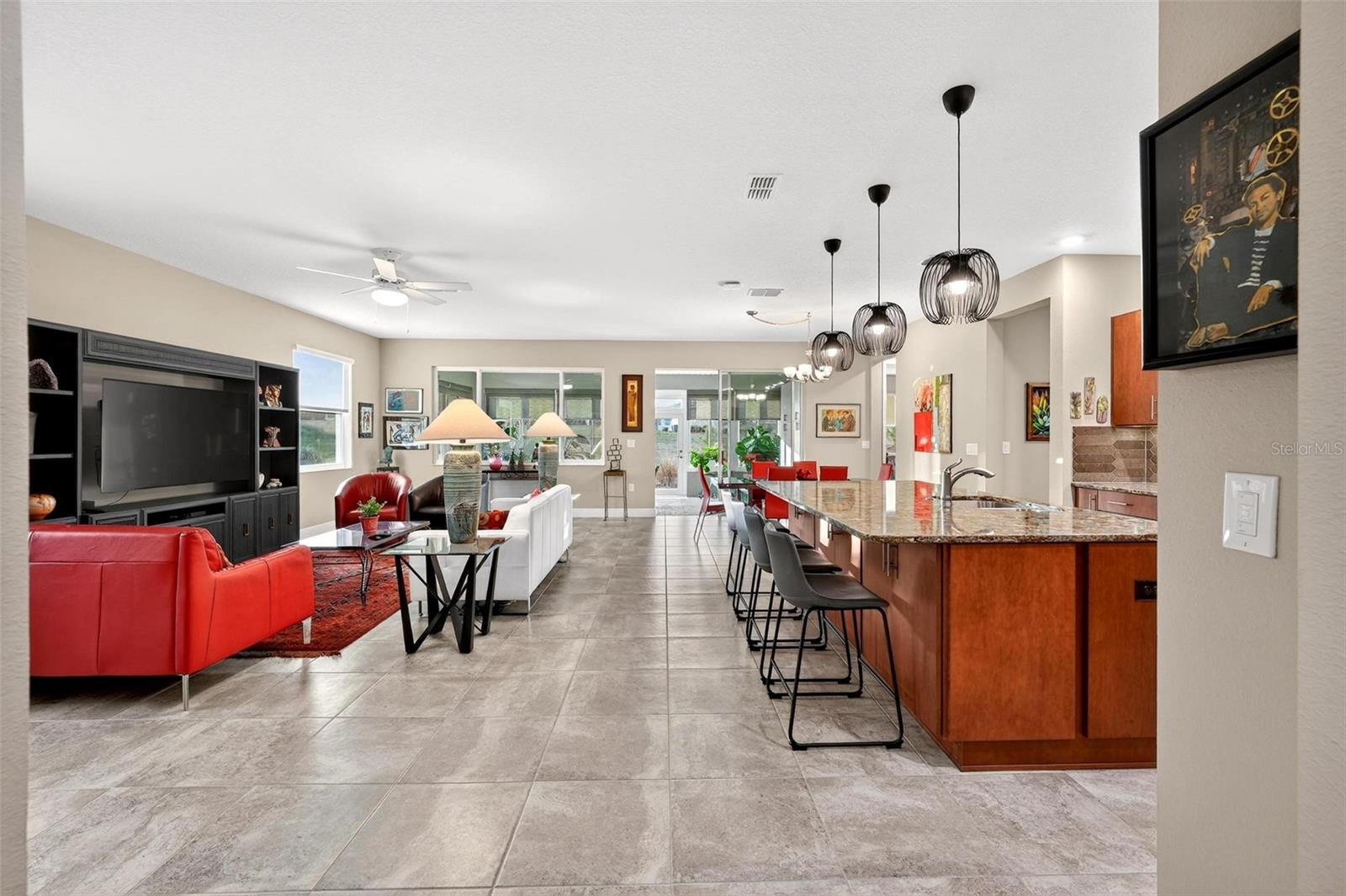 Image 7 of 72 For 10327 96th Loop