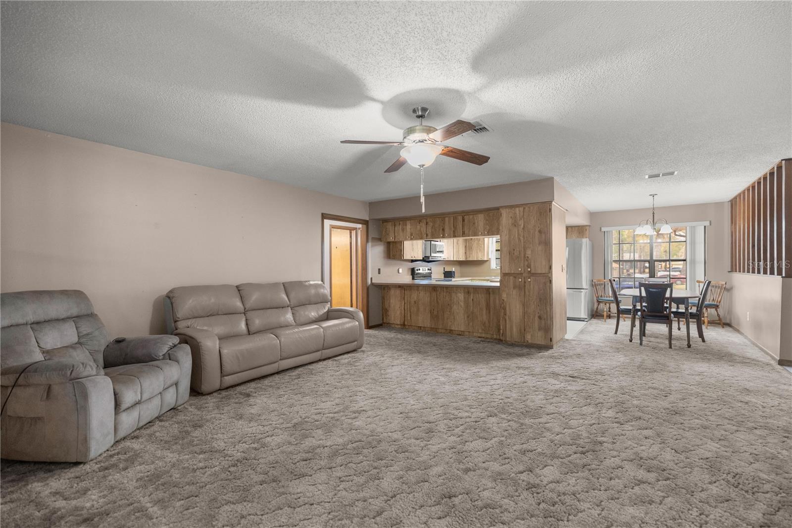 Image 16 of 37 For 3809 Ventura Avenue