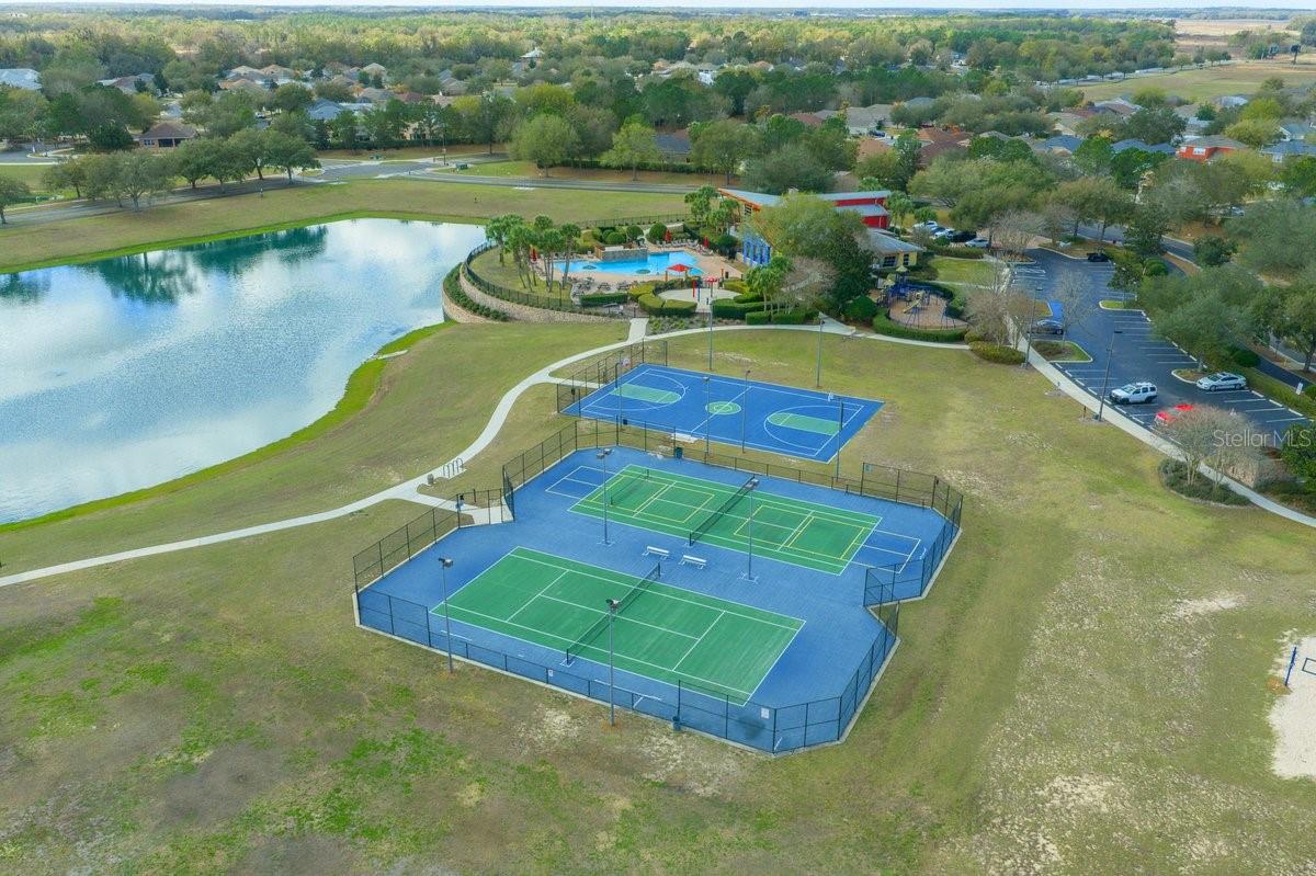 Image 16 of 100 For 4020 57th Terrace