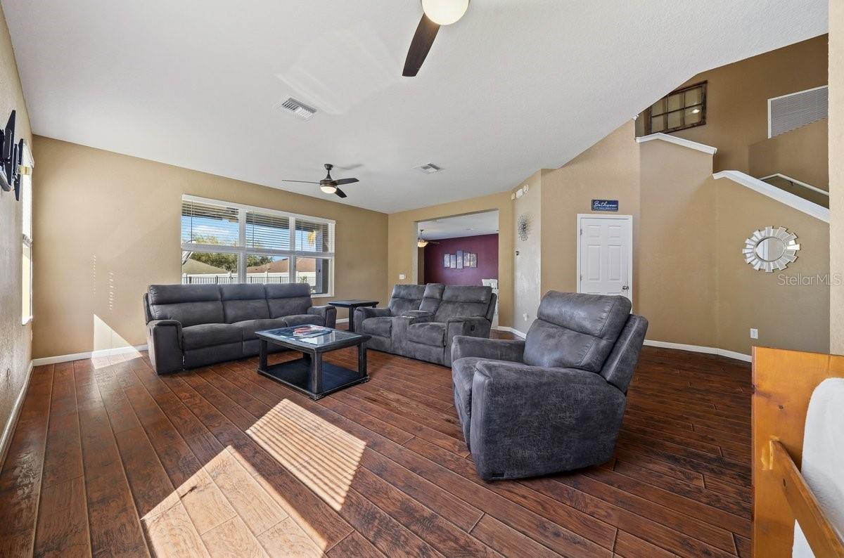 Image 49 of 100 For 4020 57th Terrace