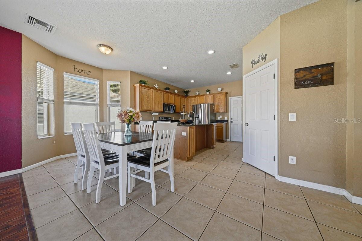 Image 52 of 100 For 4020 57th Terrace