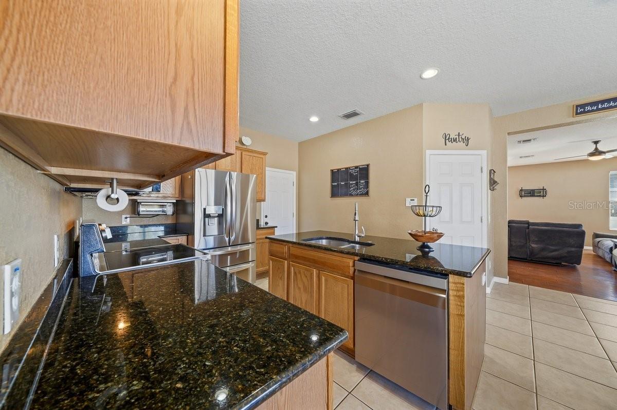 Image 58 of 100 For 4020 57th Terrace