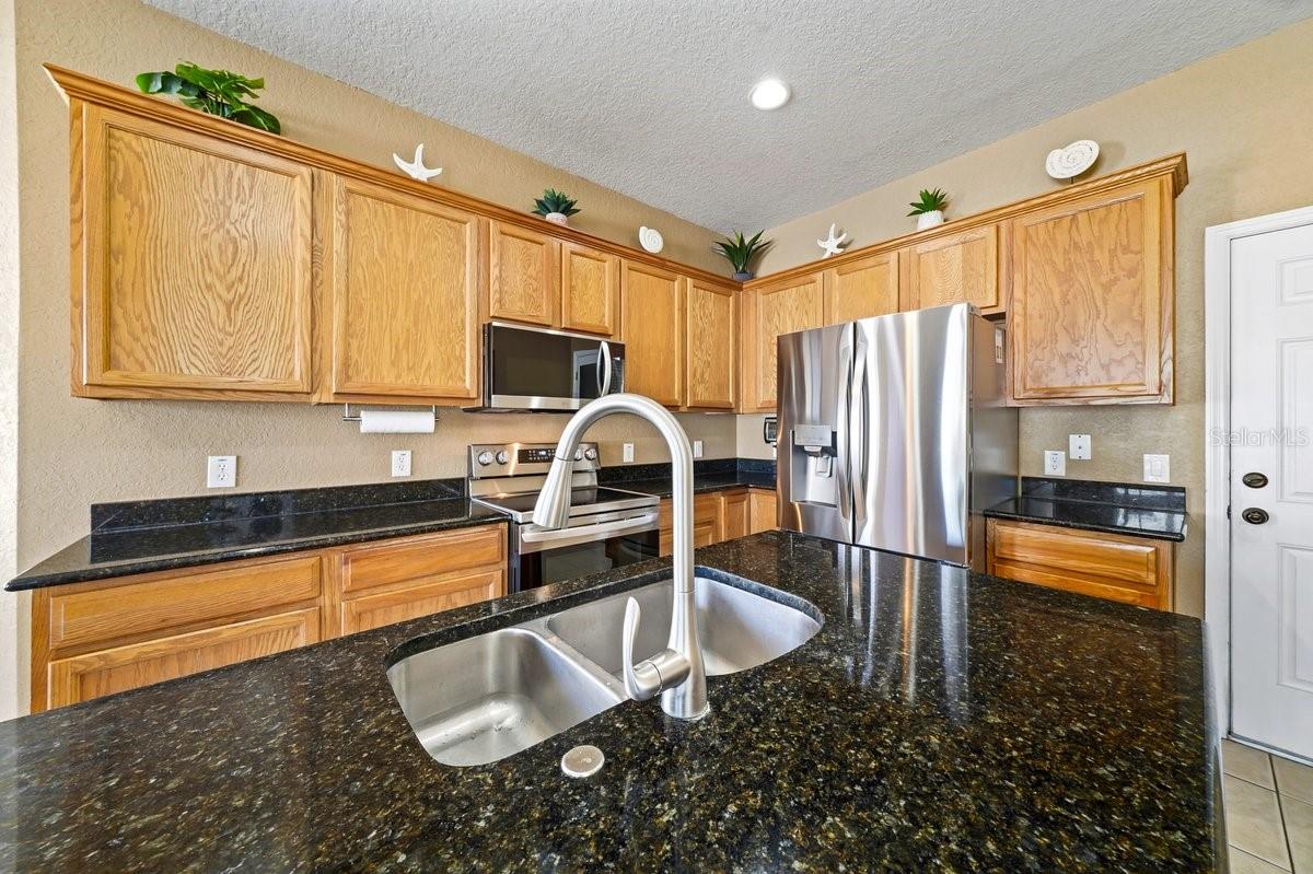 Image 60 of 100 For 4020 57th Terrace