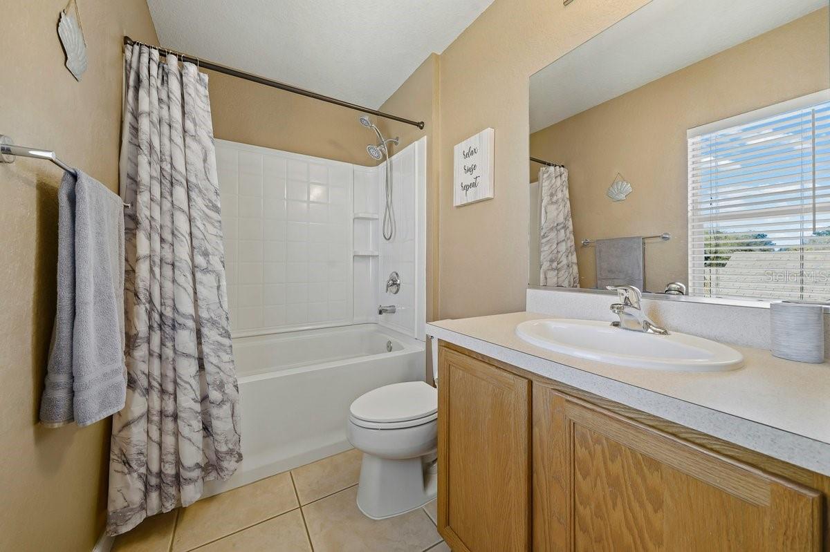 Image 68 of 100 For 4020 57th Terrace