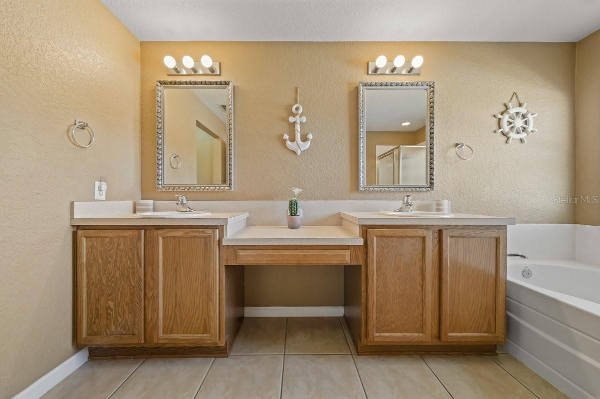 Image 90 of 100 For 4020 57th Terrace