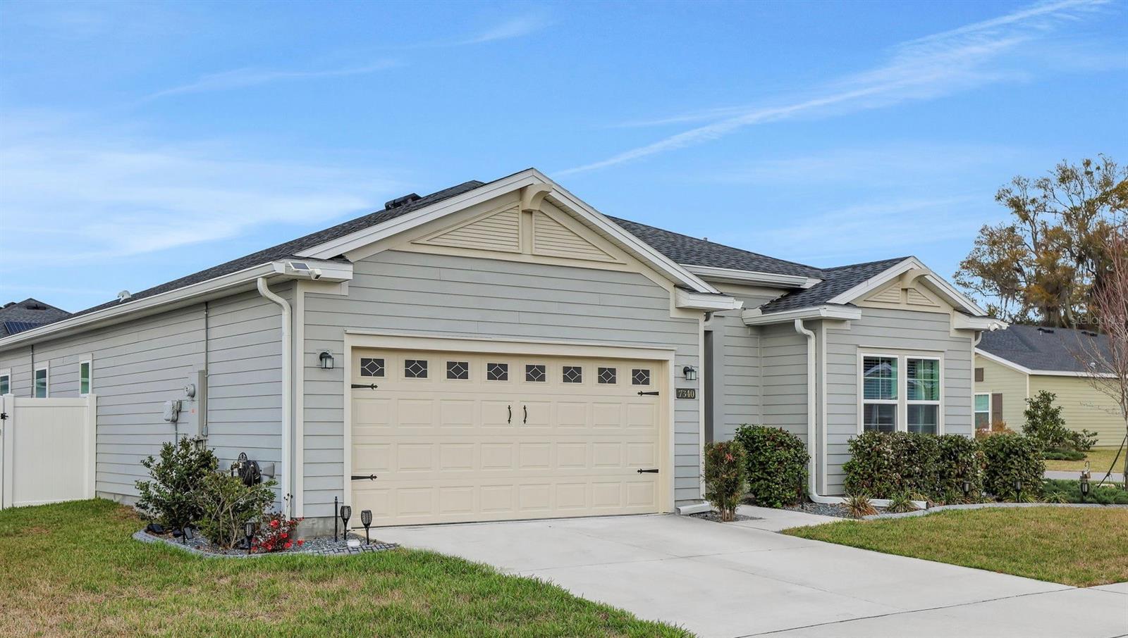 Image 2 of 40 For 7340 76th Terrace