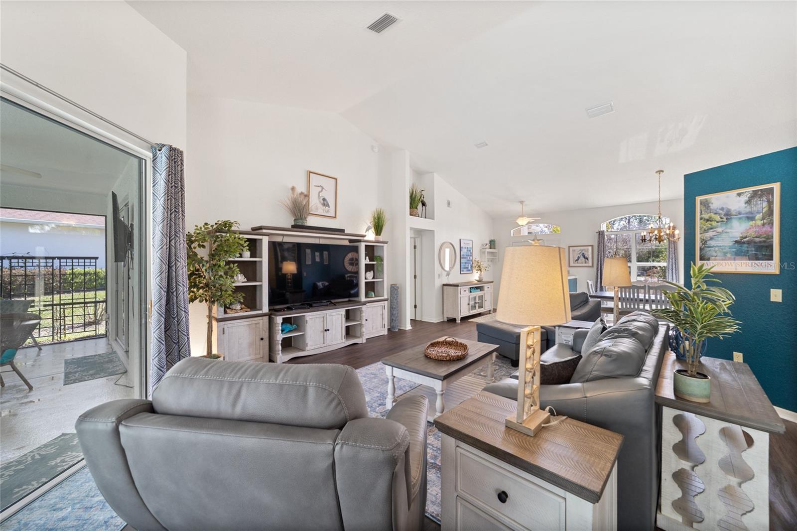 Image 10 of 53 For 9781 196th Circle