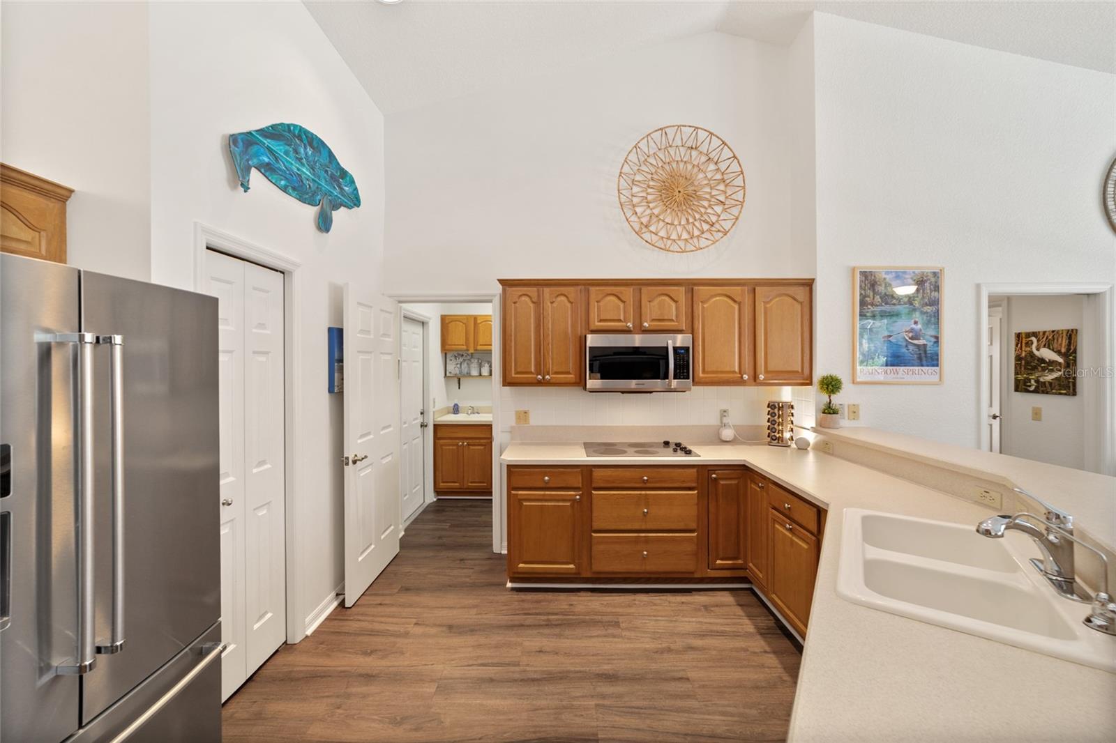 Image 18 of 53 For 9781 196th Circle