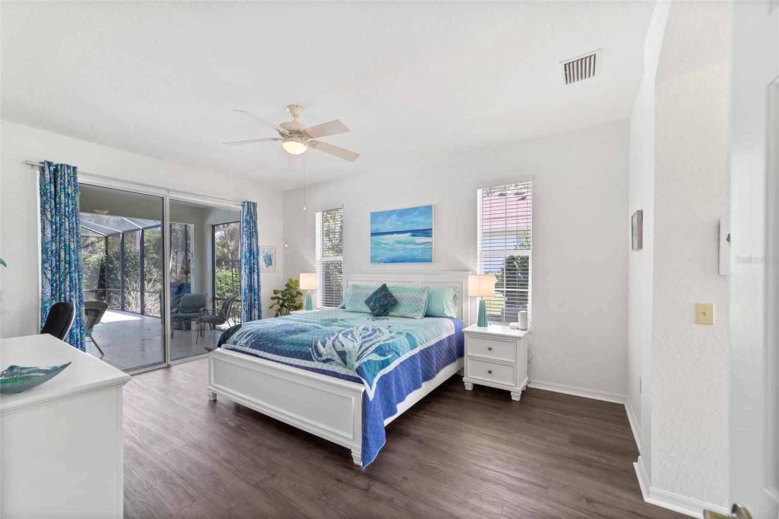 Image 23 of 53 For 9781 196th Circle