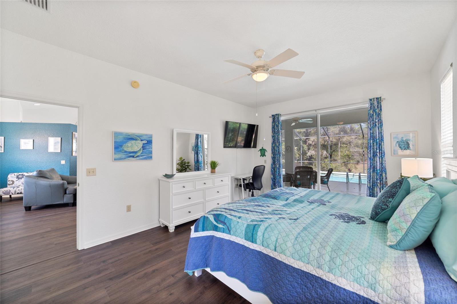 Image 24 of 53 For 9781 196th Circle