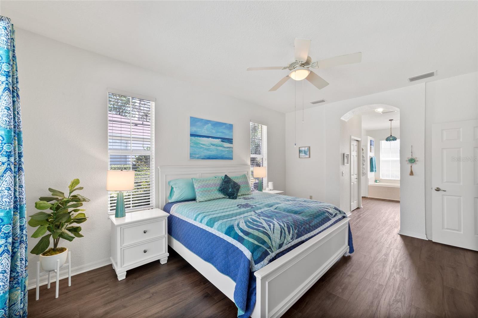 Image 25 of 53 For 9781 196th Circle