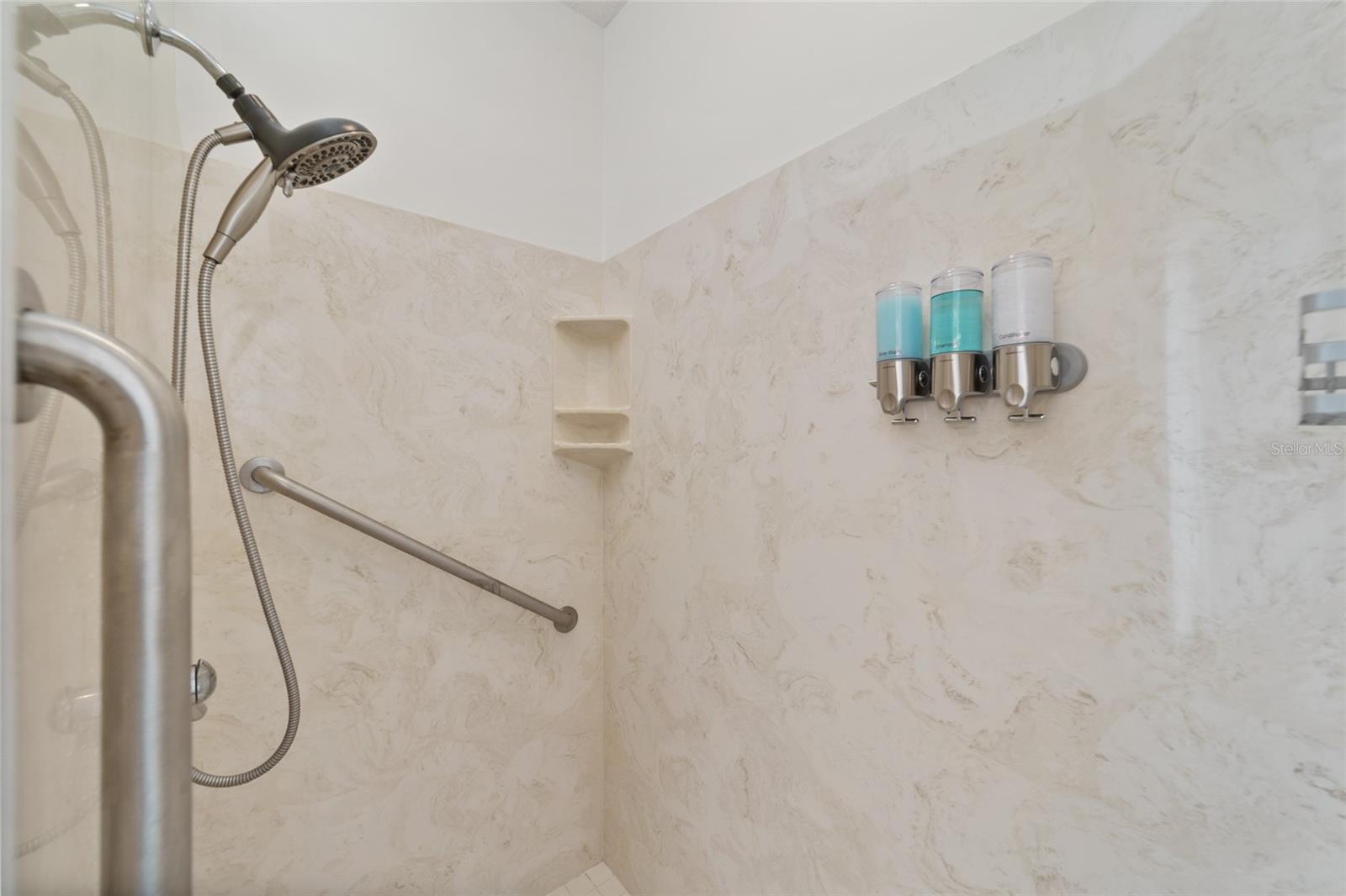 Image 29 of 53 For 9781 196th Circle