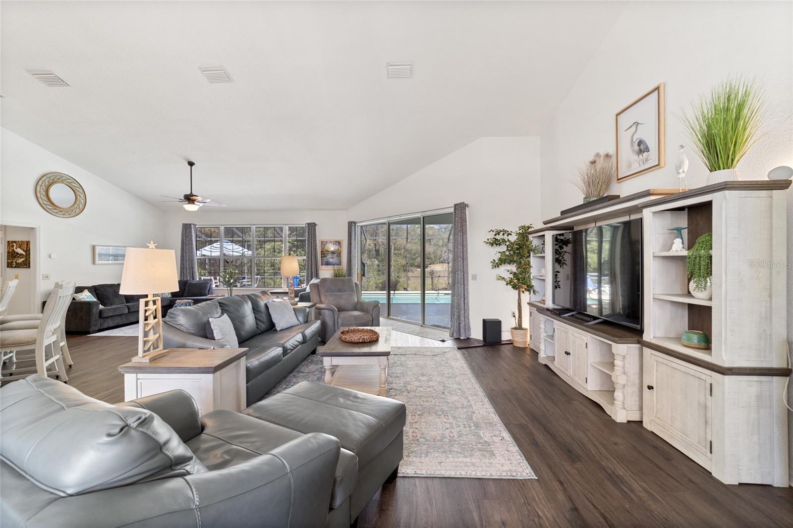 Image 7 of 53 For 9781 196th Circle