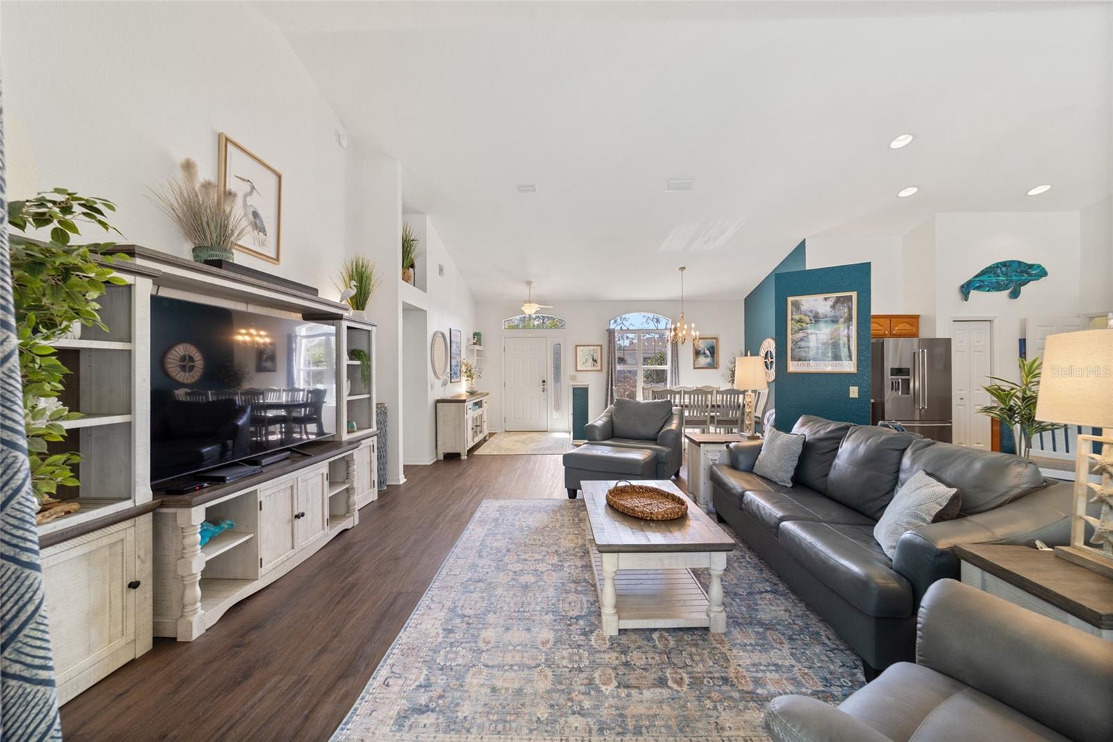 Image 9 of 53 For 9781 196th Circle