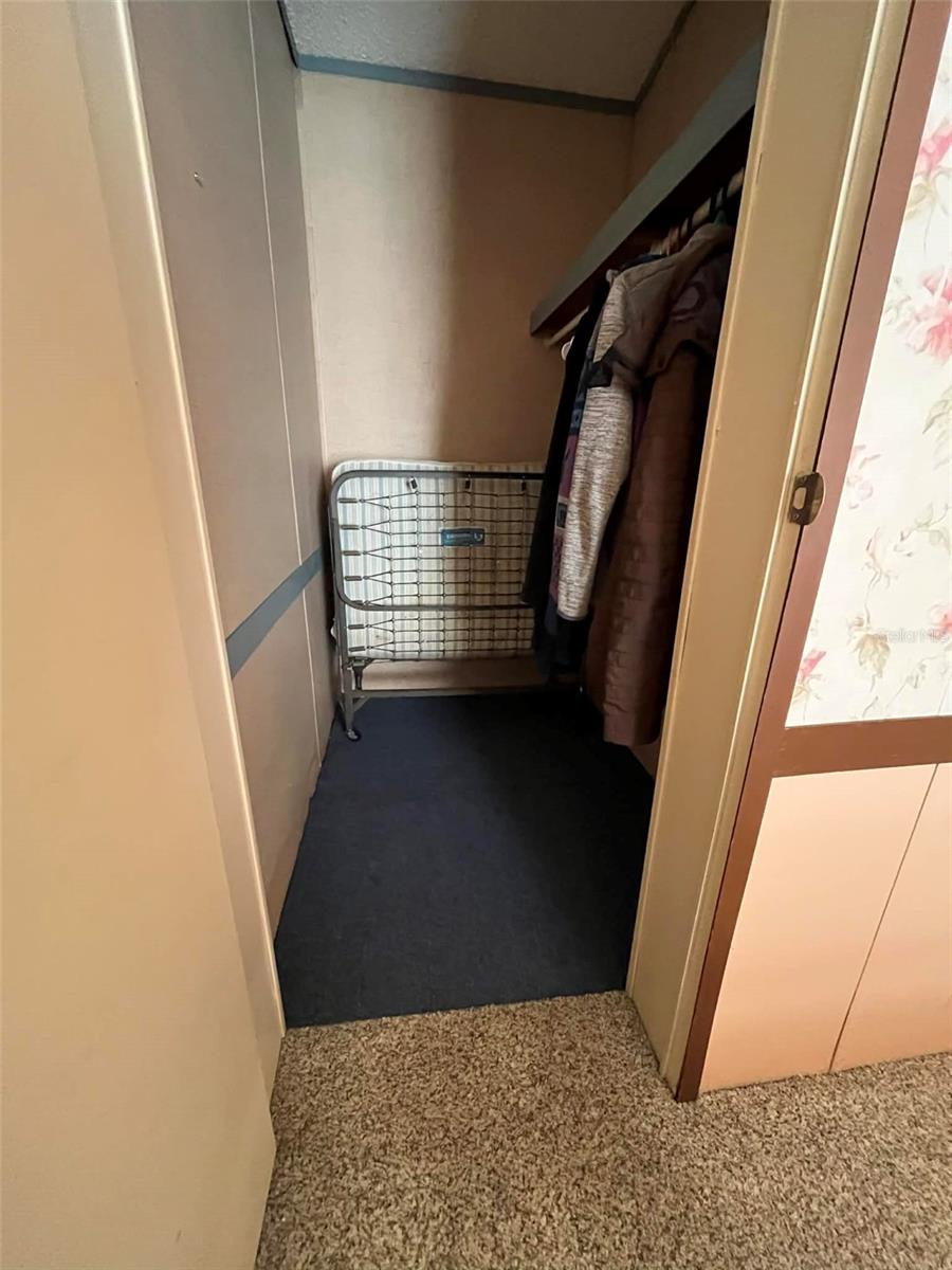 Image 19 of 28 For 22830 118th Place