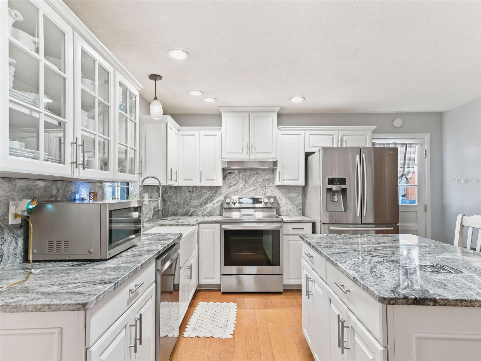 Image 13 of 49 For 8667 157th Place