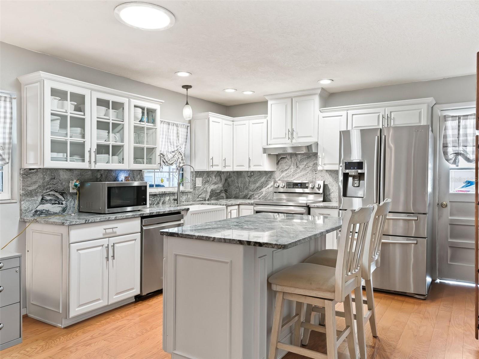 Image 14 of 49 For 8667 157th Place