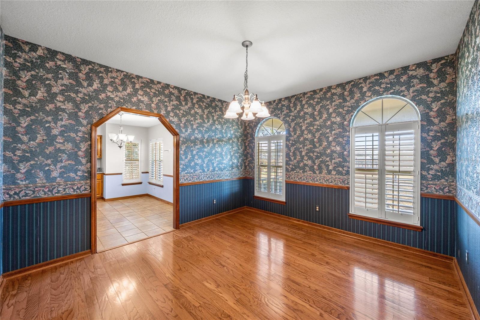 Image 13 of 32 For 12006 Magnolia Avenue