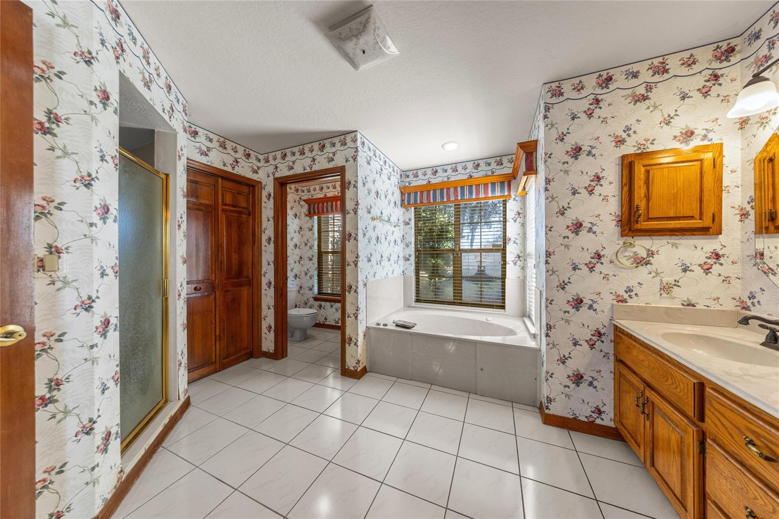 Image 20 of 32 For 12006 Magnolia Avenue