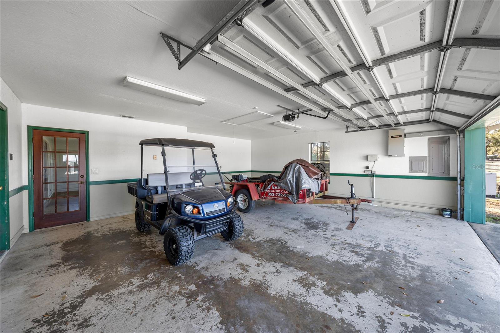 Image 24 of 32 For 12006 Magnolia Avenue