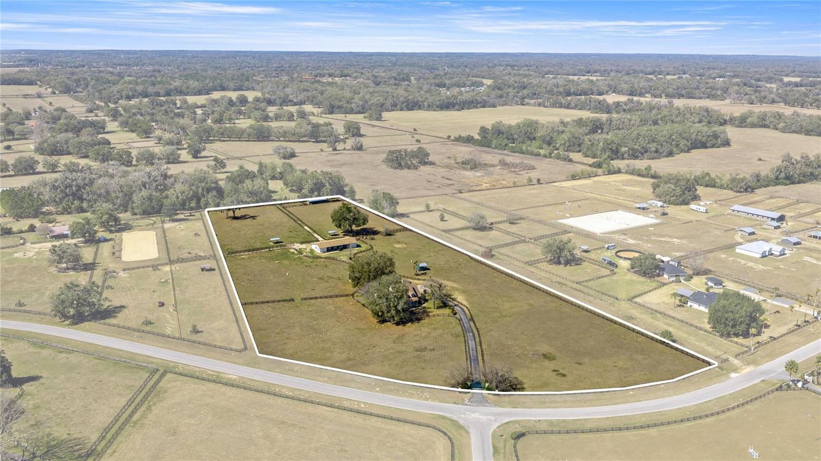 Image 5 of 32 For 12006 Magnolia Avenue