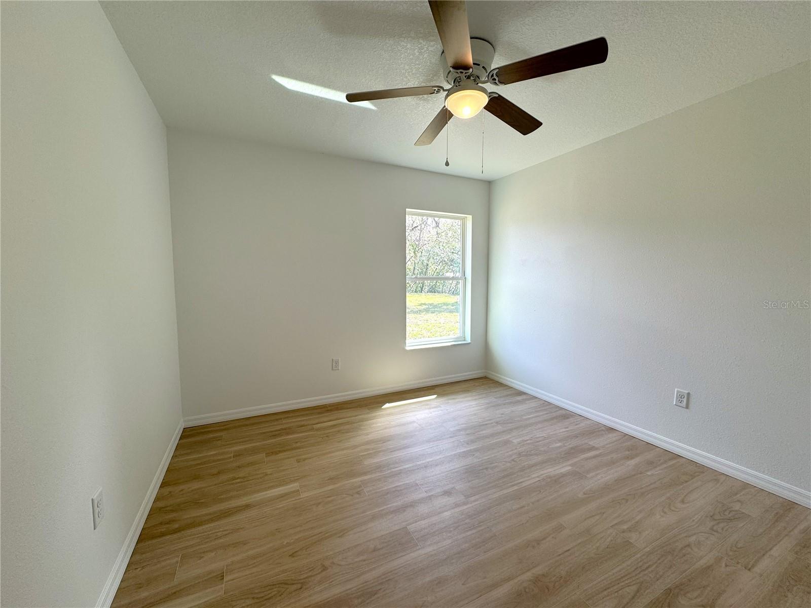 Image 12 of 33 For 8790 Albertson Court